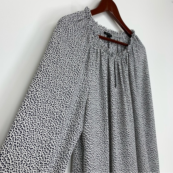 Ann Taylor Dark Navy Blue Abstract Dot White Long Sleeve Blouse Keyhole Front - Picture 3 of 16